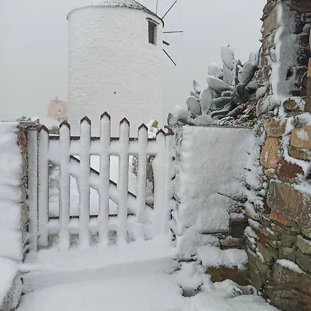 Сasa de vacaciones Anemomylos-windmill